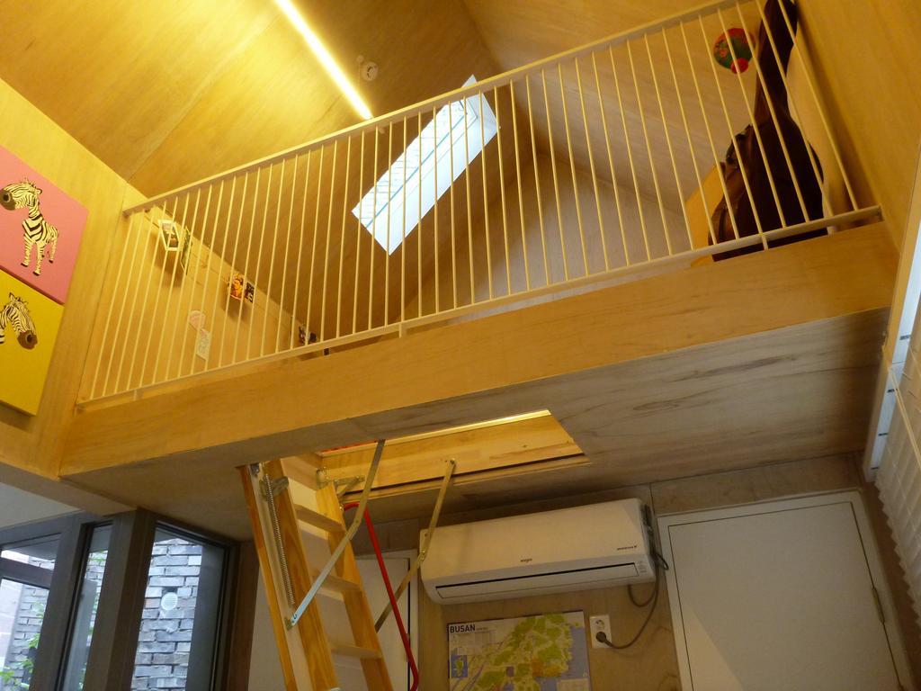 Inside Busan Hostel Eksteriør billede