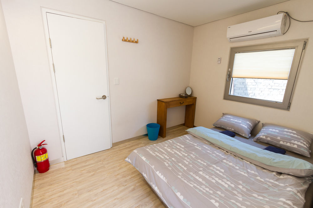 Inside Busan Hostel Eksteriør billede