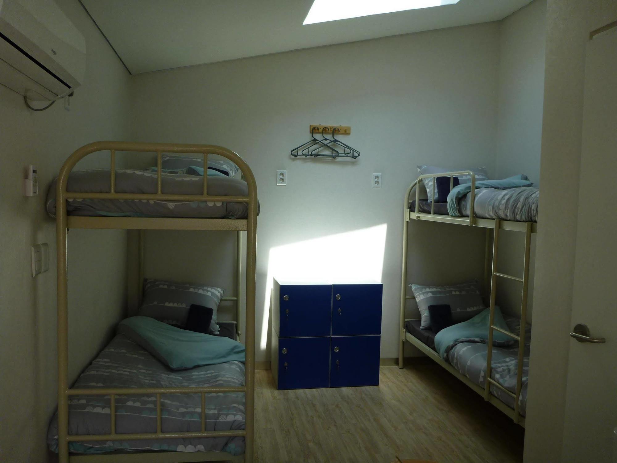 Inside Busan Hostel Eksteriør billede