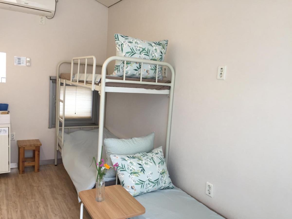 Inside Busan Hostel Eksteriør billede